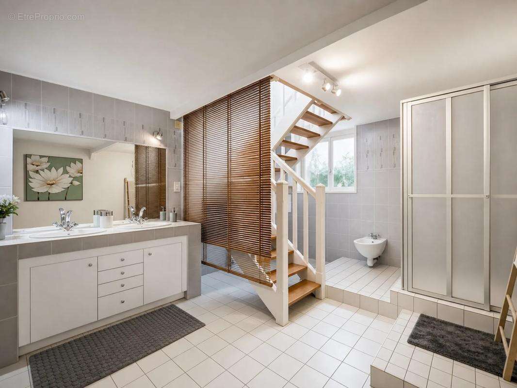Appartement de 2 pièces de 65 m² à Vichy - photo 4