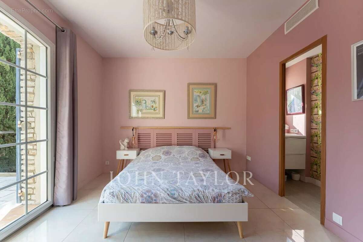 Maison à BOUC-BEL-AIR