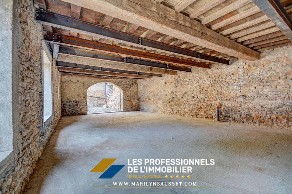 Appartement à ALBIGNY-SUR-SAONE