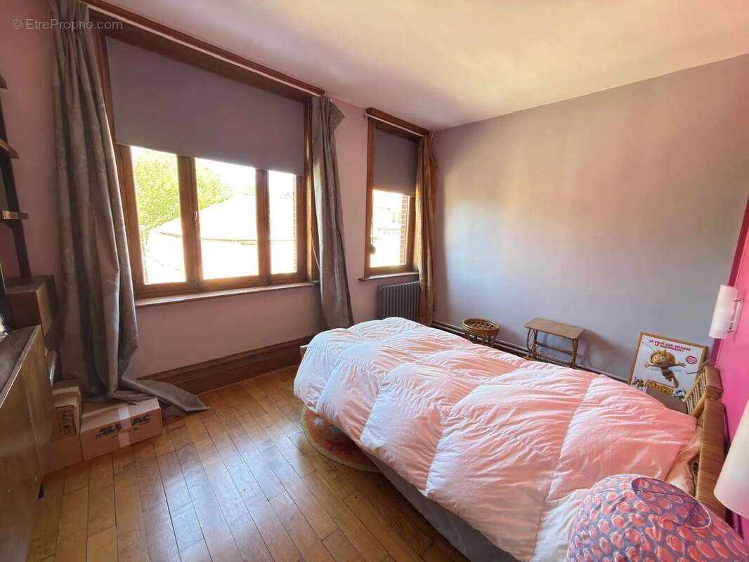 Maison à CROIX