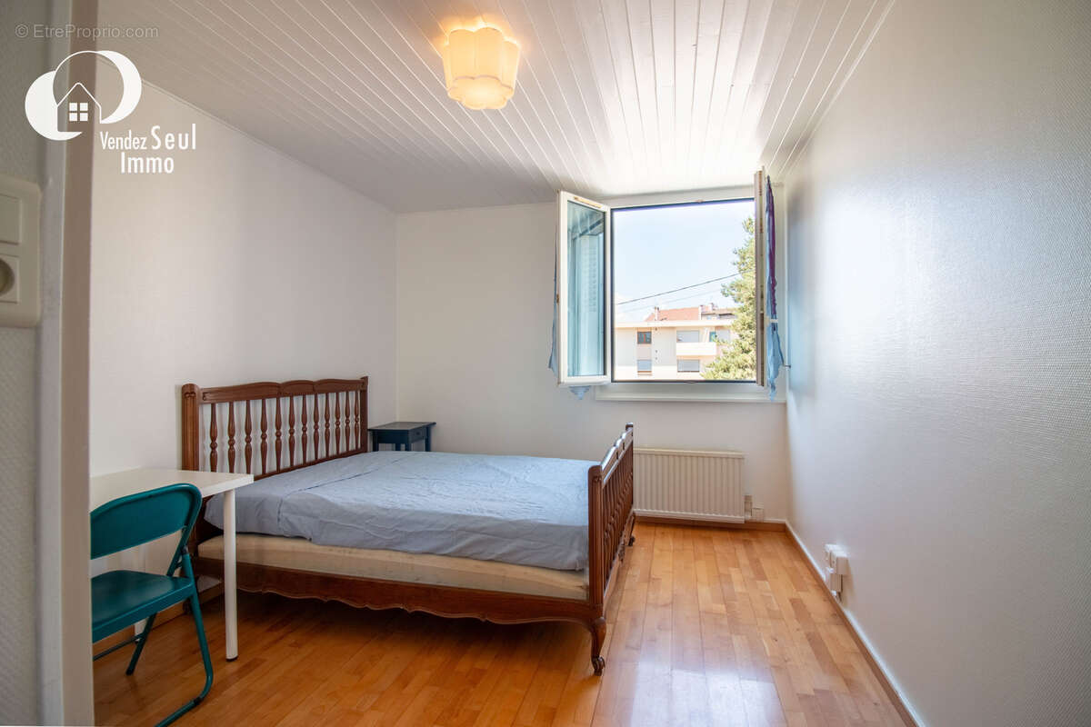 Appartement à AMBILLY