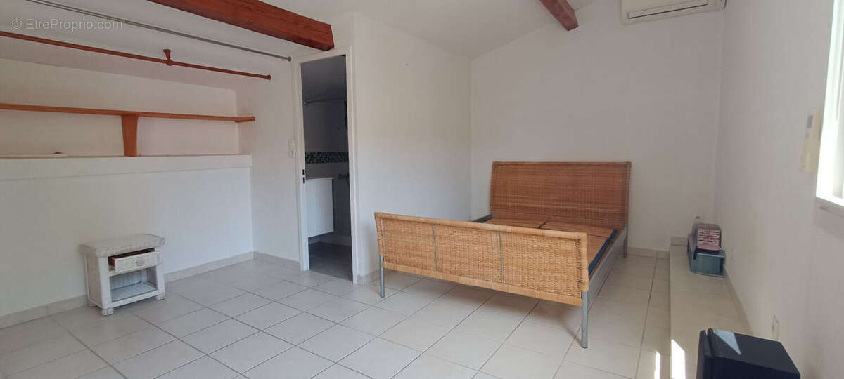 ** ** Proche Du Port ** Maison 4 pièces avec 3 Chambres ** Terrasse 77m² ** (83430) SAINT -MANDRIER SUR MER** - photo 9