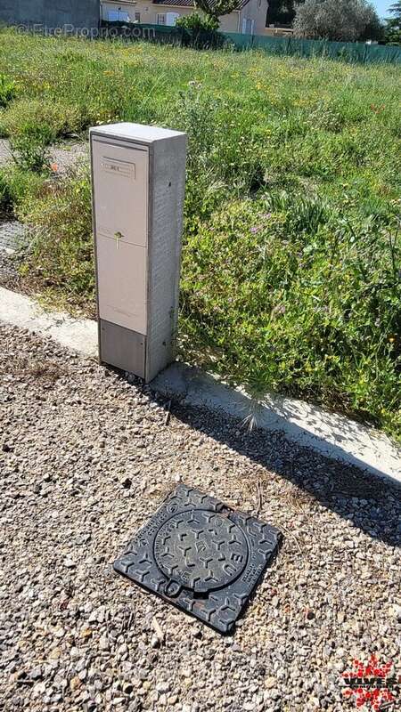 Terrain à LIGNAN-SUR-ORB