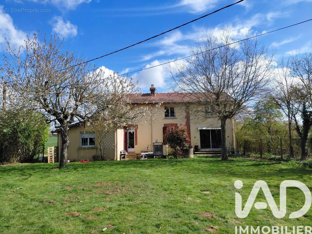 Photo 1 - Maison à BAILLEAU-ARMENONVILLE