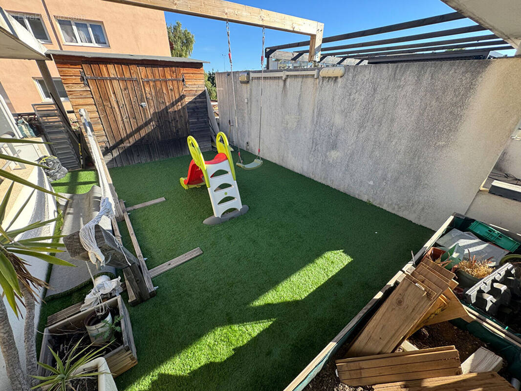 Maison à SAINT-LAURENT-DU-VAR