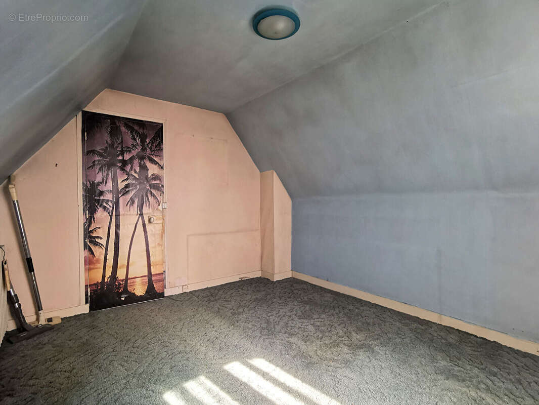 Maison à MONTIGNY-LES-CORMEILLES