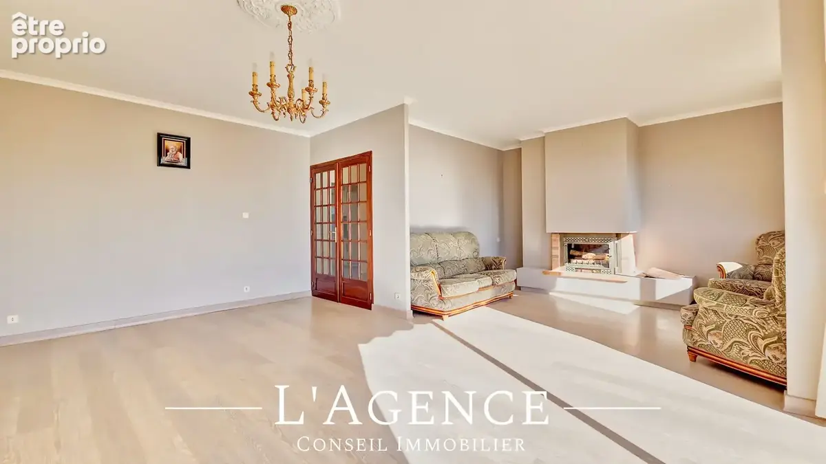 Appartement au dernier étage avec Balcon et Garage - photo 3