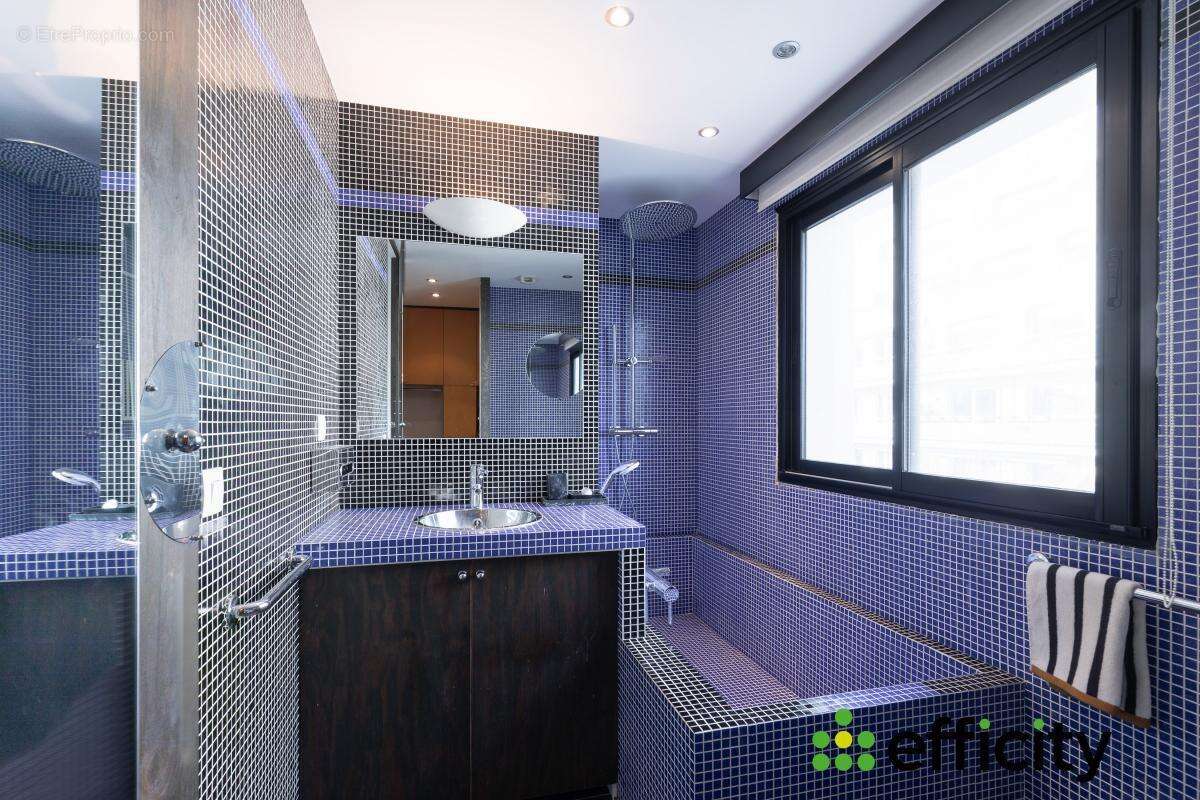 Maison 360 m² à Suresnes  - photo 18
