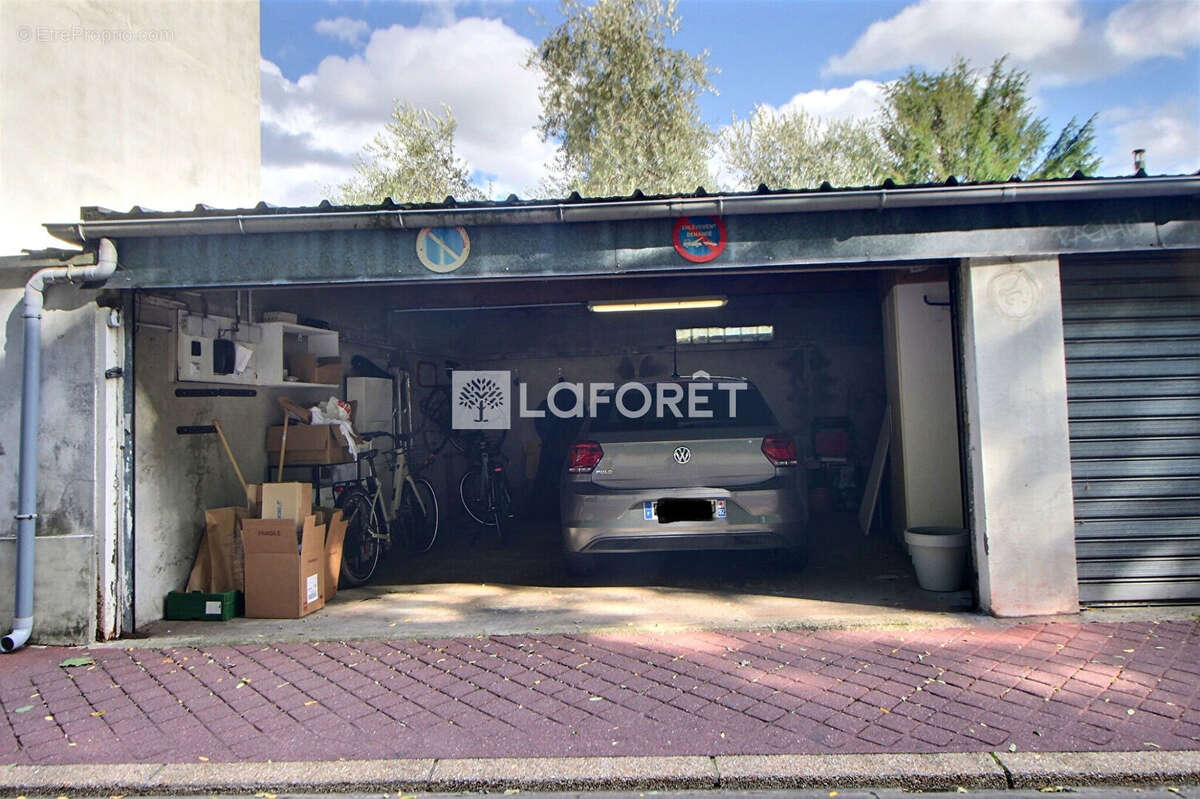 Appartement à SURESNES