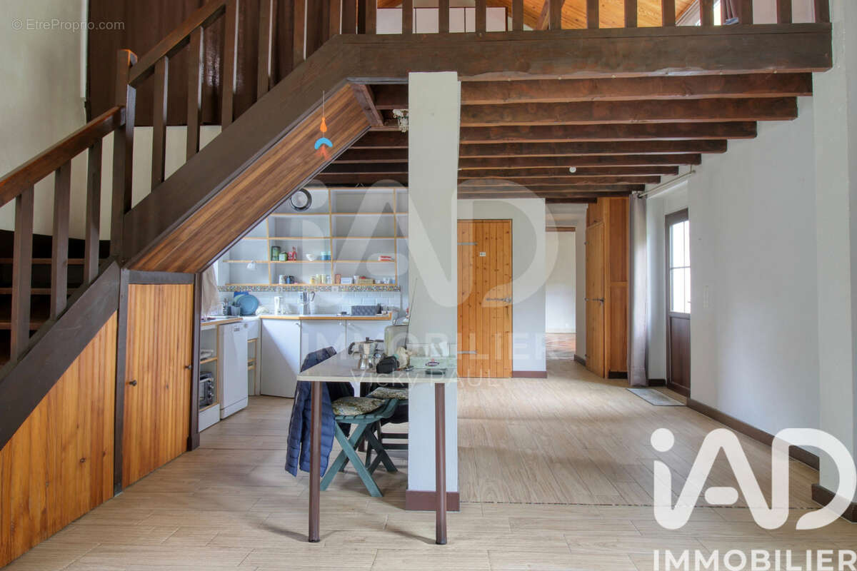 Maison 140 m² à Desmonts  - photo 8
