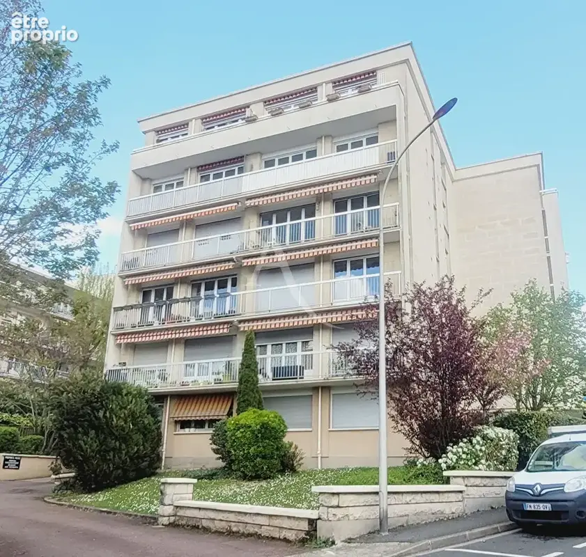 Appartement à BRY-SUR-MARNE