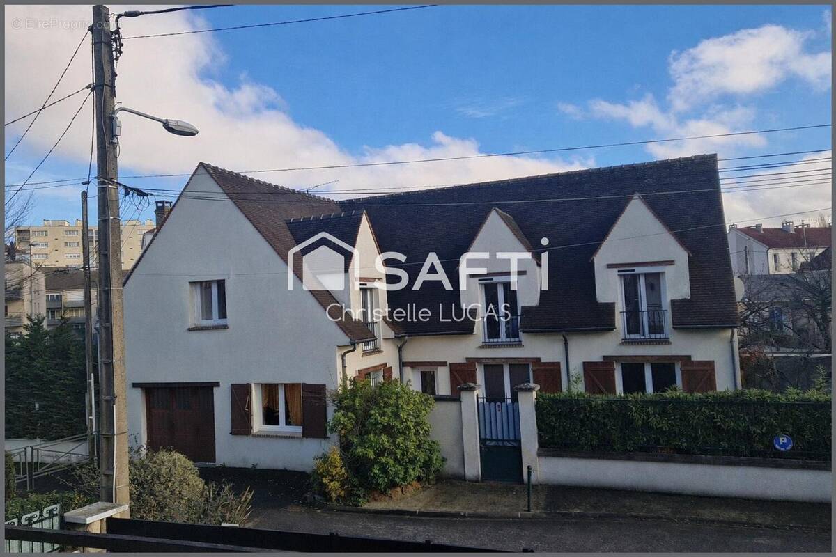 Photo 1 - Maison à NEUILLY-SUR-MARNE