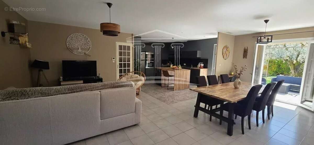 Maison à BEDARRIDES