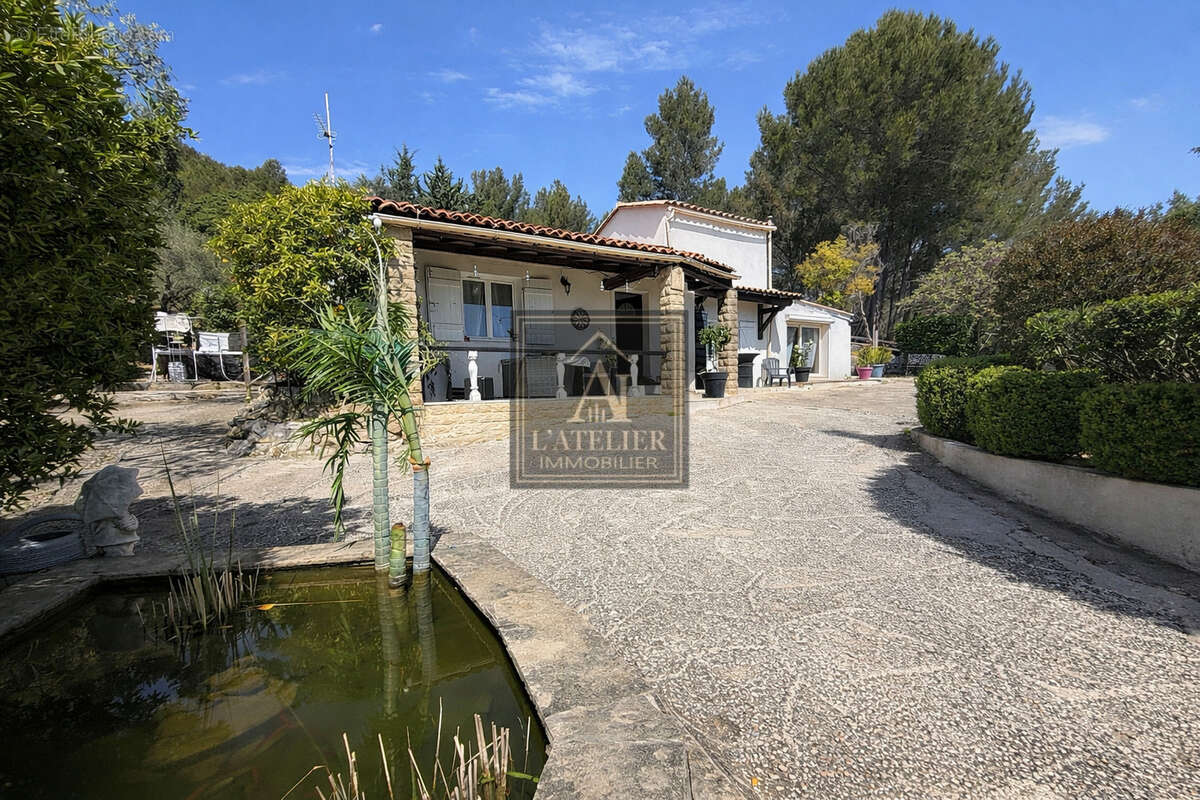 Maison de 101 m2 avec piscine sur une parcelle de 18 703 m2 - photo 10