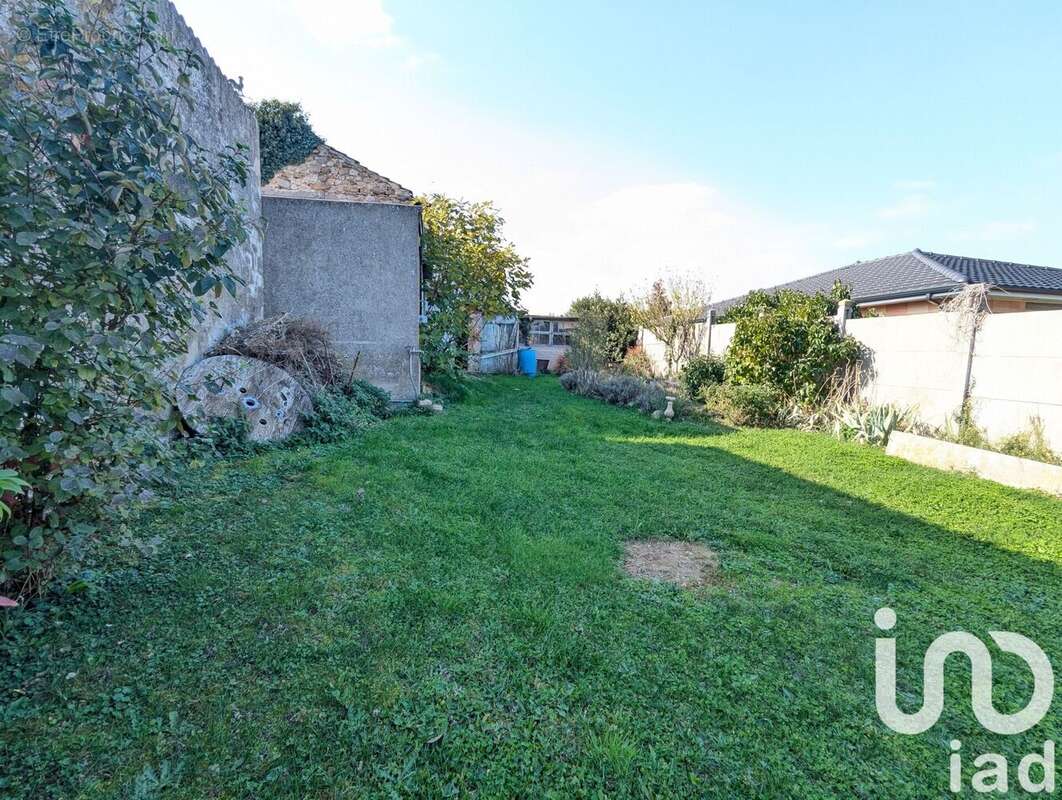 Photo 2 - Maison à ECLASSAN