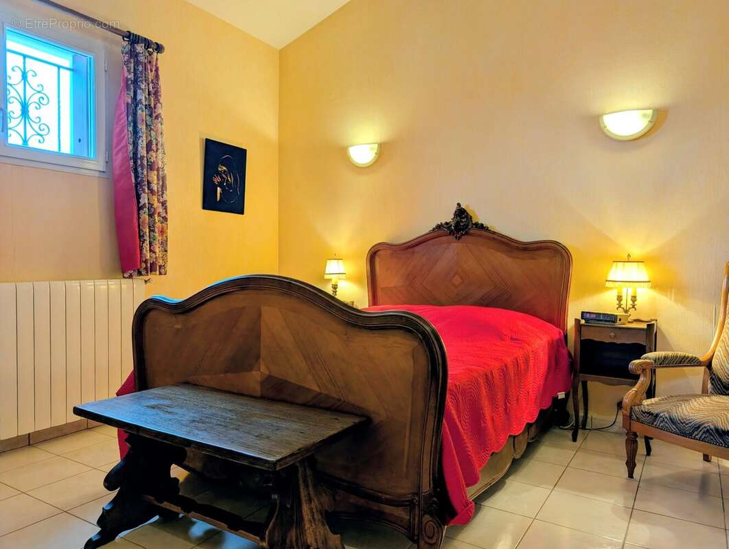 Maison à HAUTEFAGE-LA-TOUR