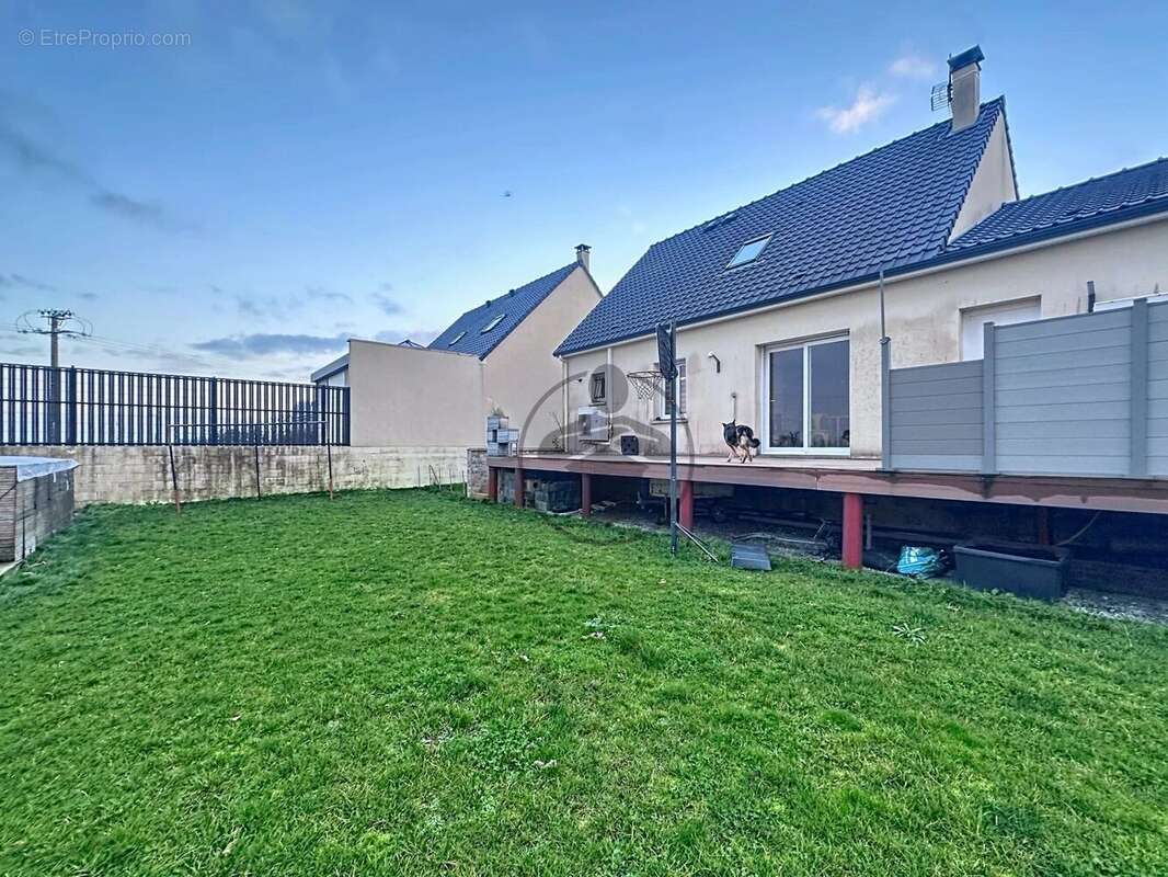 Maison à ESSIGNY-LE-GRAND