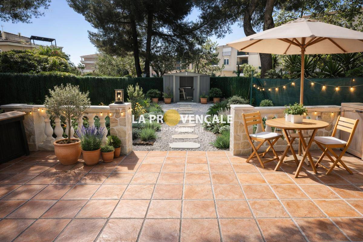 Appartement à SANARY-SUR-MER