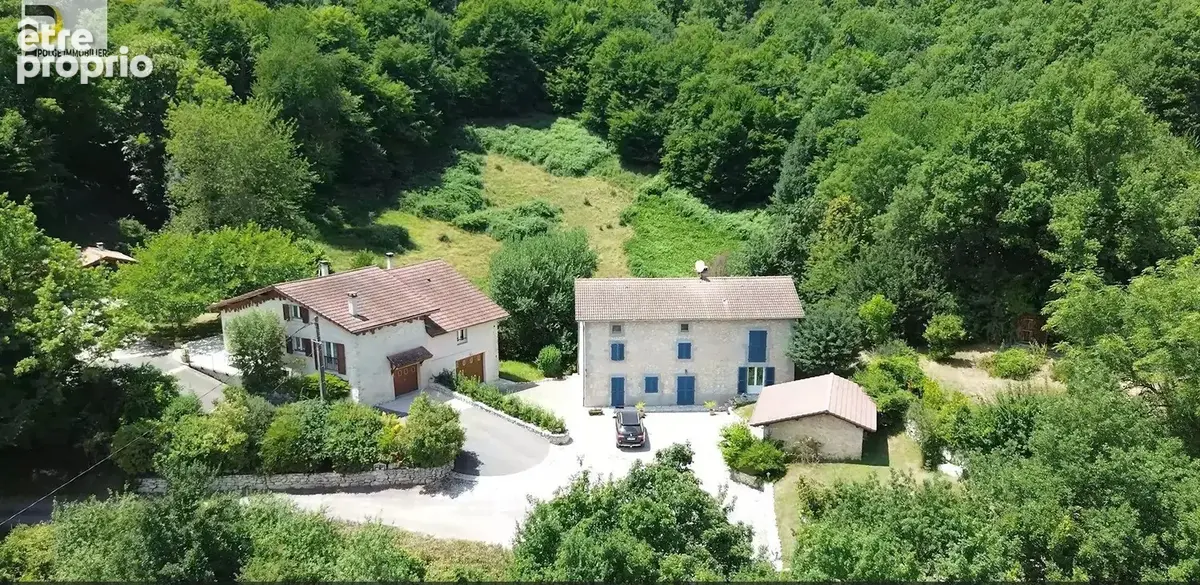 Maison 10 pièces 290 m² à vendre à Saint-Jean-En-Royans (26190) - photo 3
