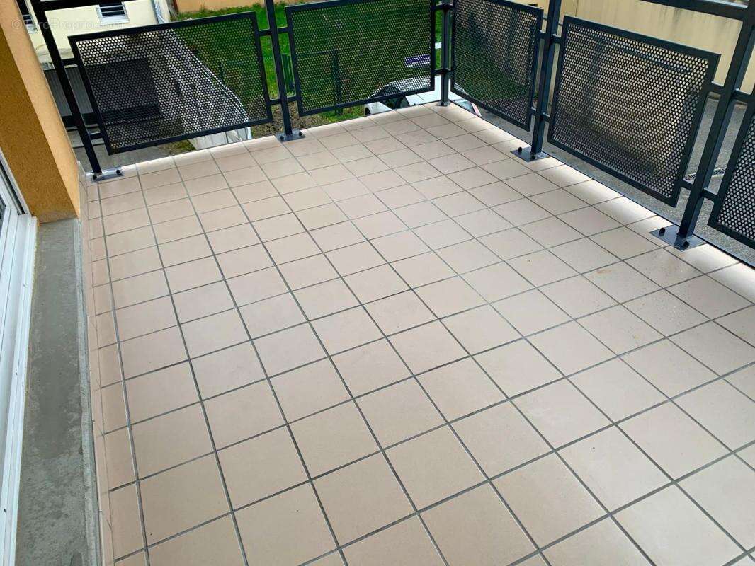 Appartement à LA TOUR-DU-PIN