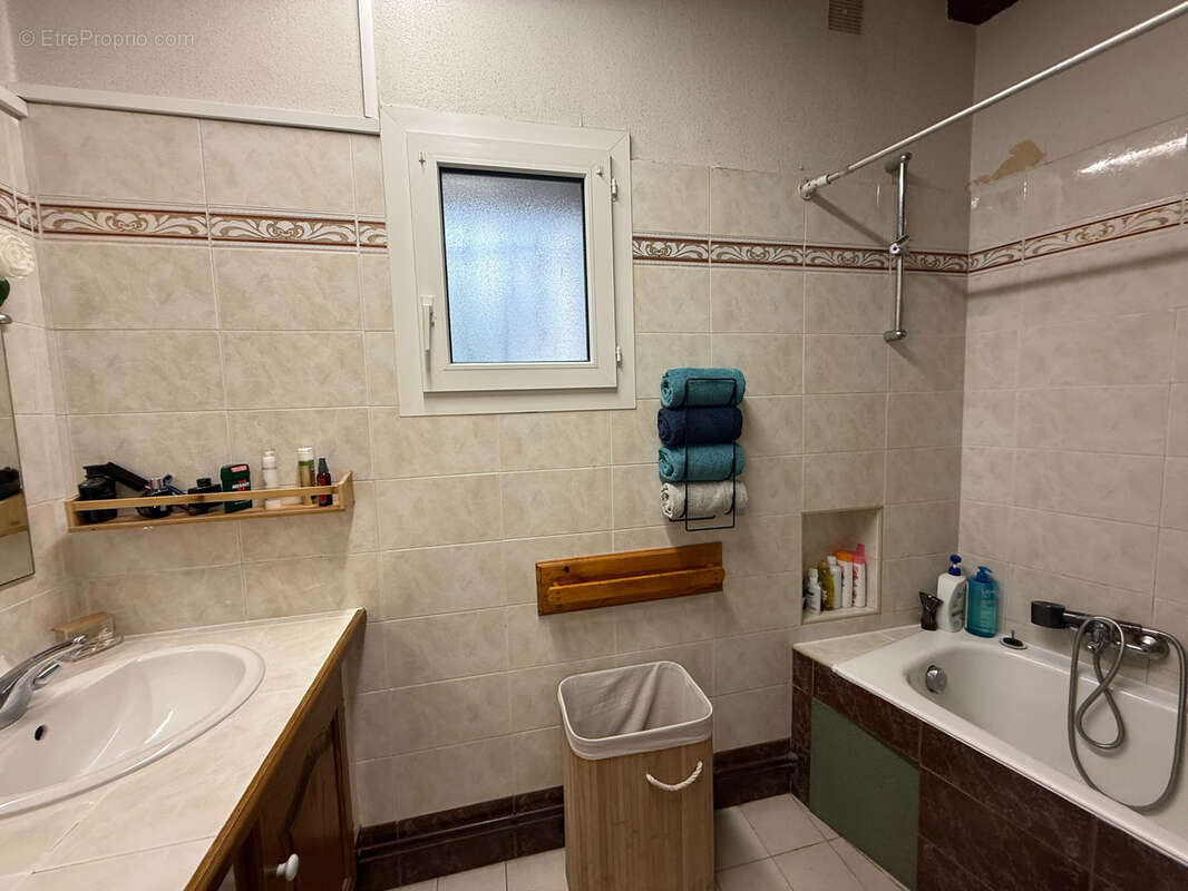 Maison à SAINT-GILLES