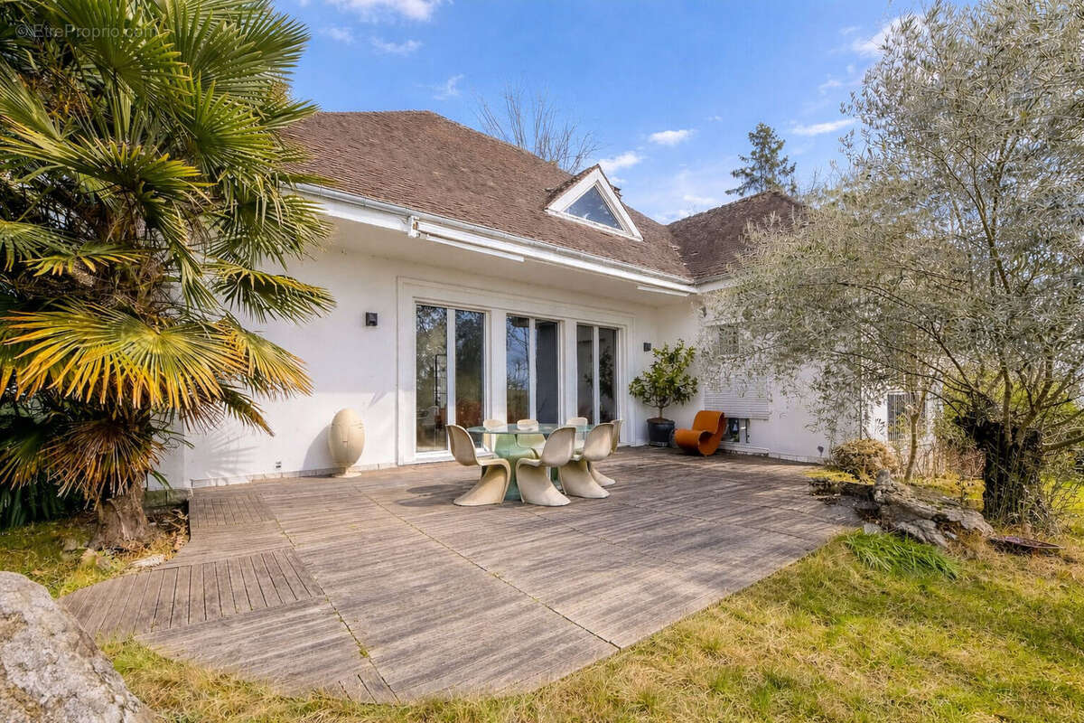 Maison à DEUIL-LA-BARRE