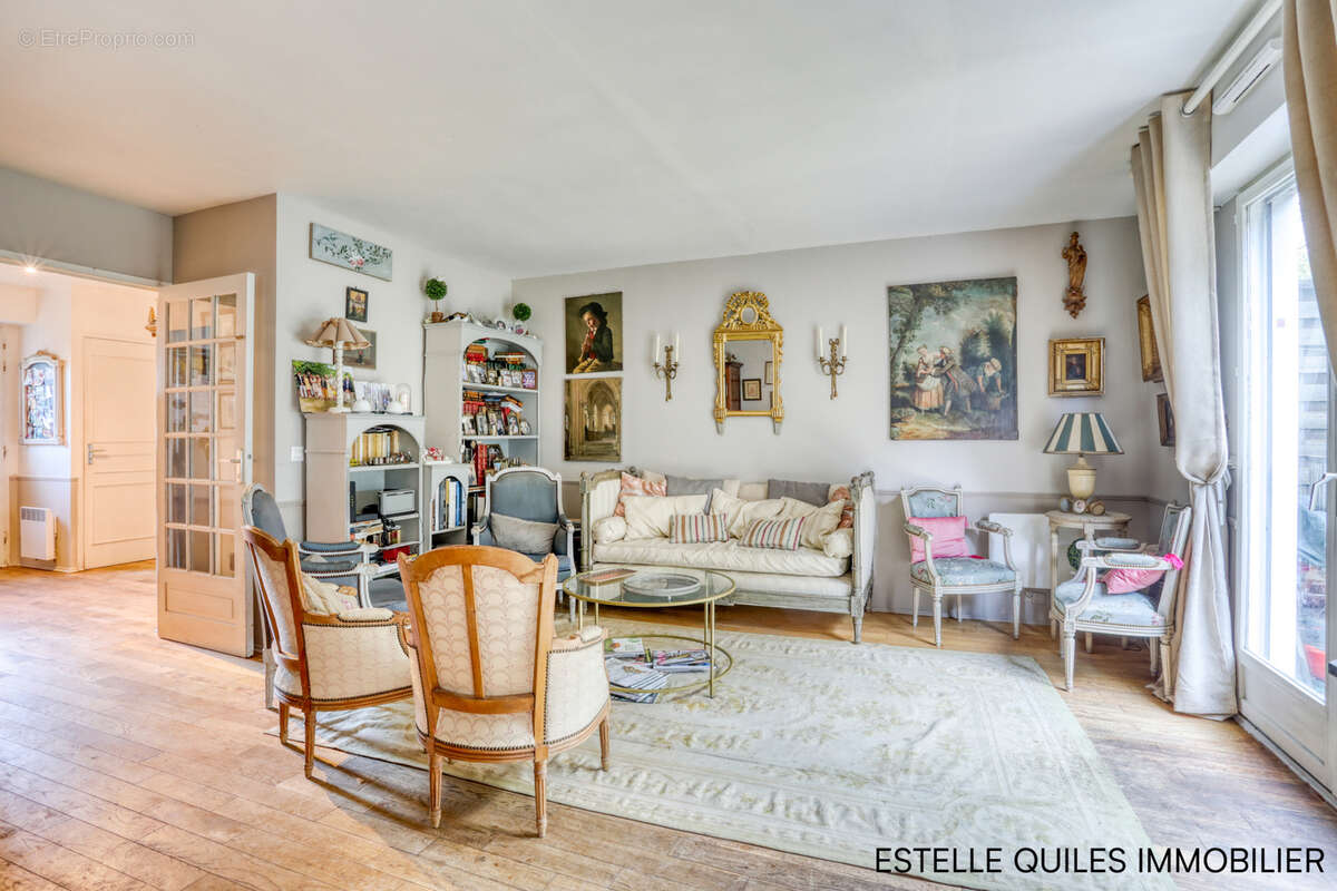 Maison à VERSAILLES