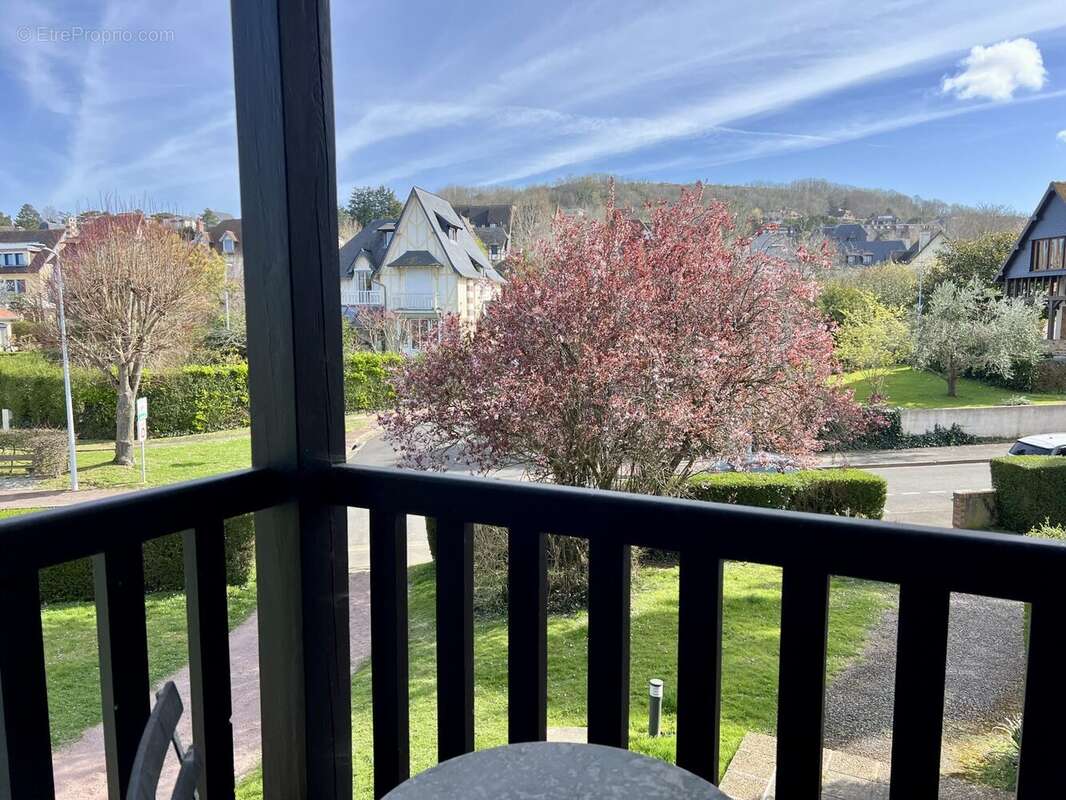 Appartement à BLONVILLE-SUR-MER