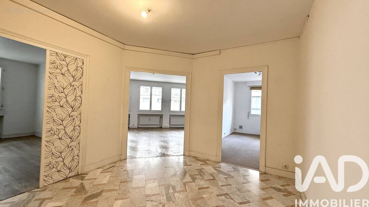 Photo 1 - Appartement à LYON-6E