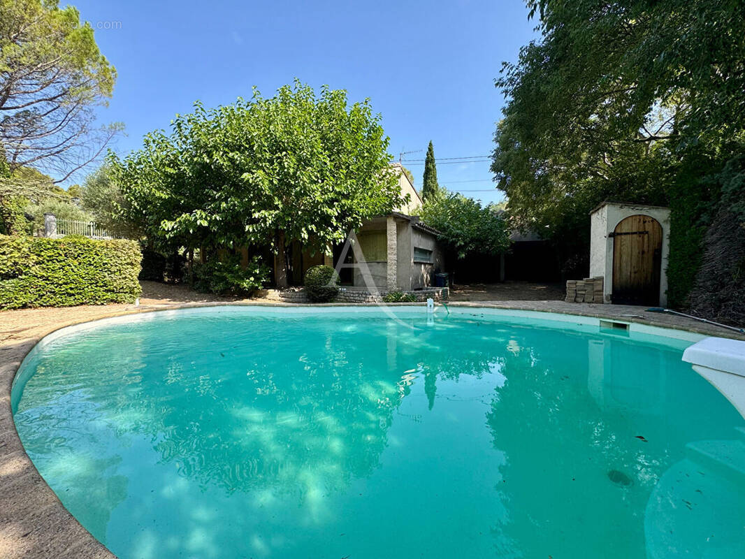 Maison à NIMES