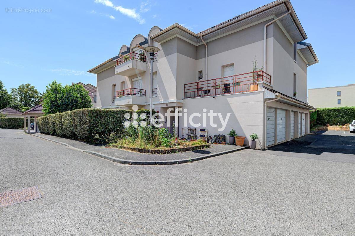 Appartement à ROISSY-EN-FRANCE