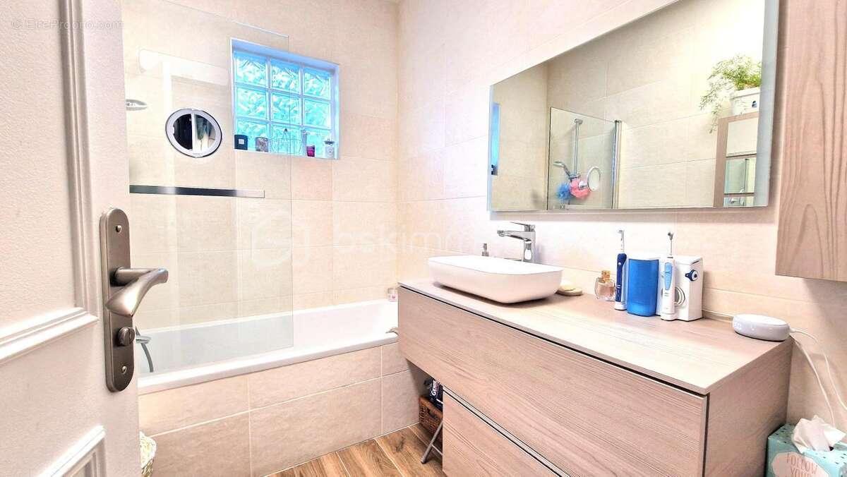 Maison à BALLAINVILLIERS