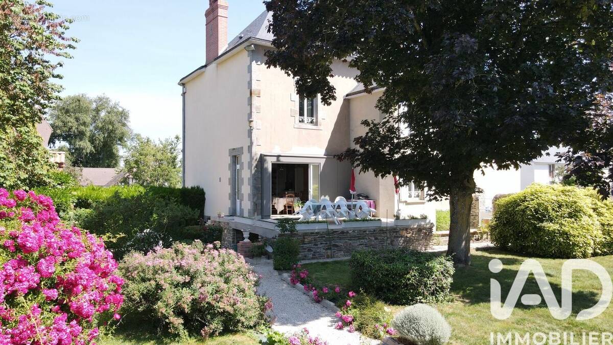 Photo 1 - Maison à JAVRON-LES-CHAPELLES