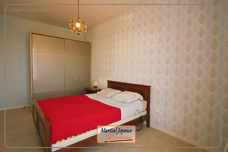 Appartement à FOUGERES