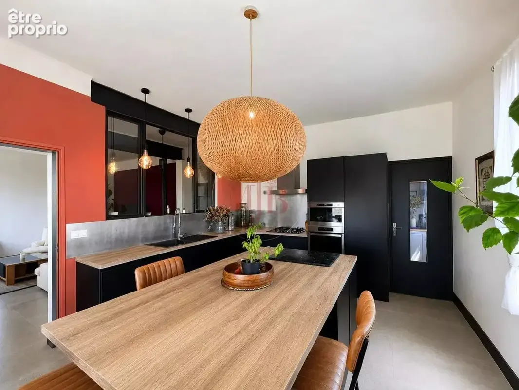 Maison de plain-pied rénovée avec grand jardin - photo 5