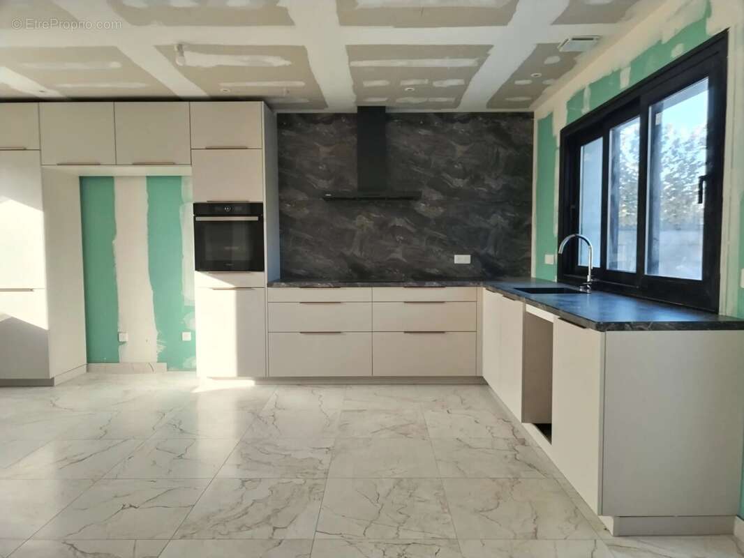 Maison à BOURRON-MARLOTTE