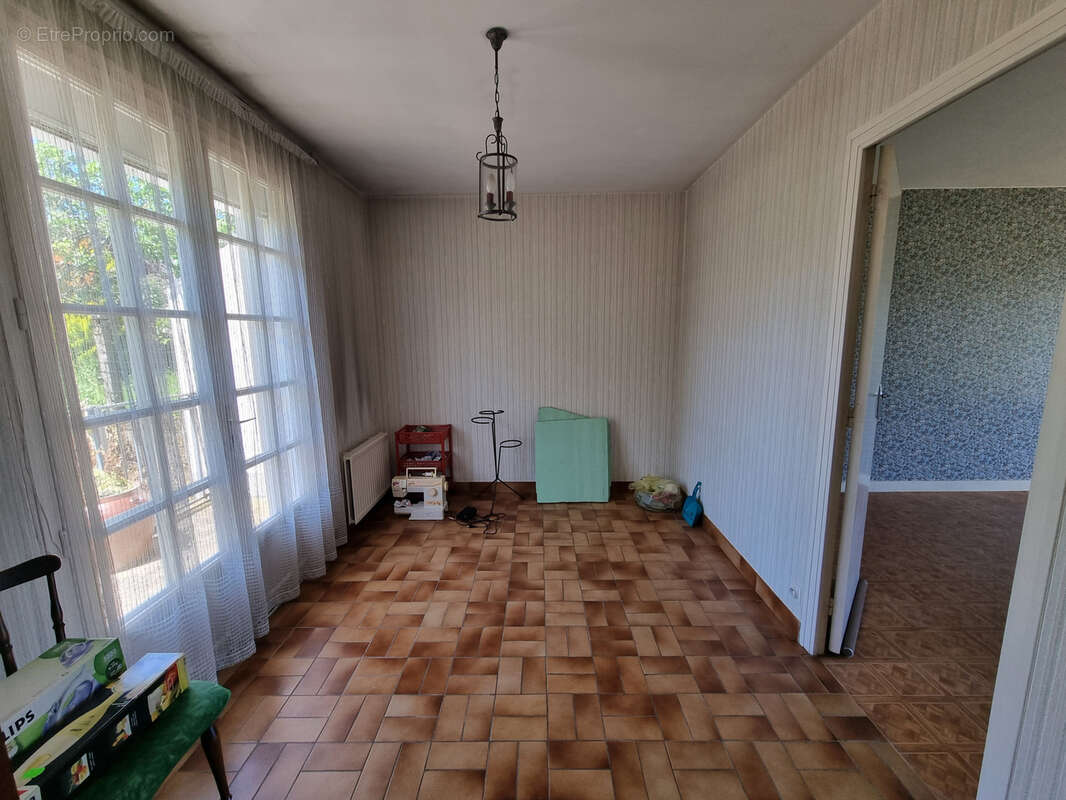 Maison à CORPS-NUDS