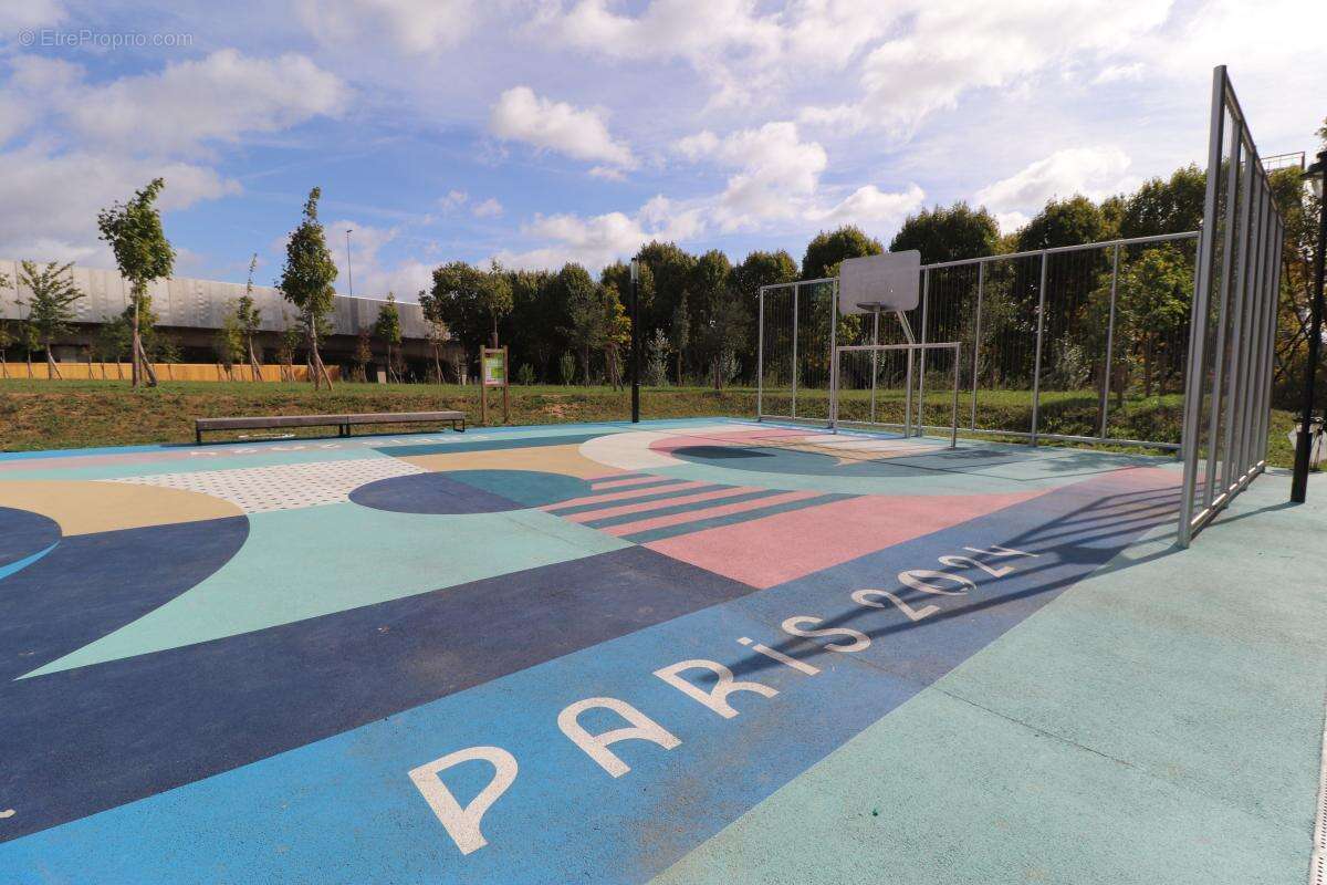 Appartement à L'ILE-SAINT-DENIS