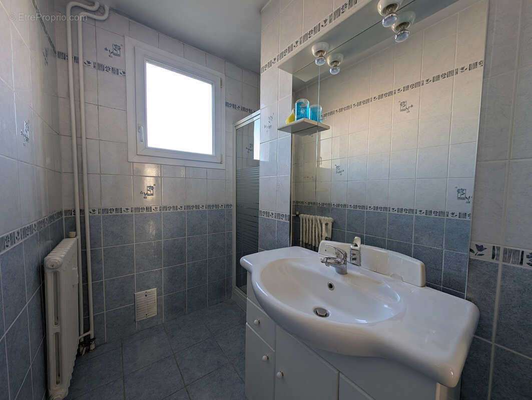 Appartement à BOURG-LES-VALENCE