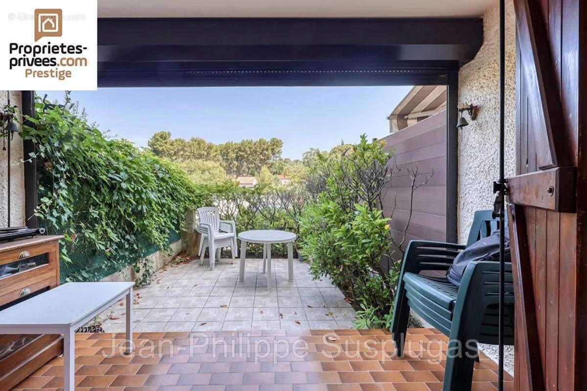 Appartement à SAINT-CYR-SUR-MER