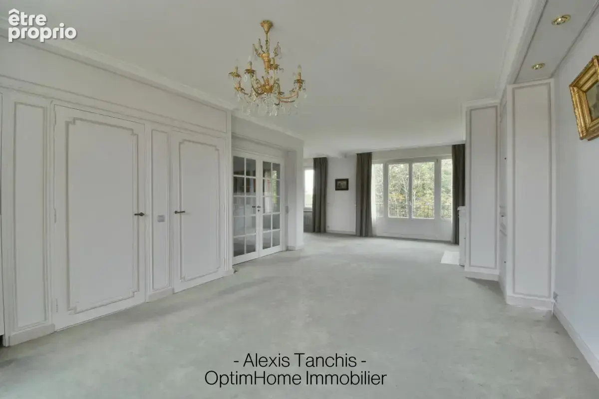 Lille centre – square foch – 123 m² – 3 chambres – ascenseur – parking – balcons - photo 2