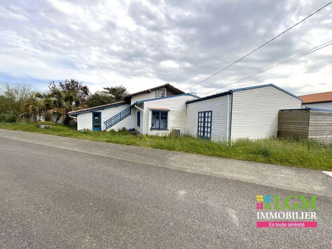 Appartement à BELUS