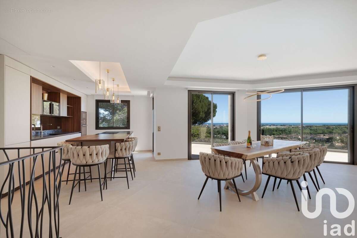 Photo 2 - Maison à MANDELIEU-LA-NAPOULE