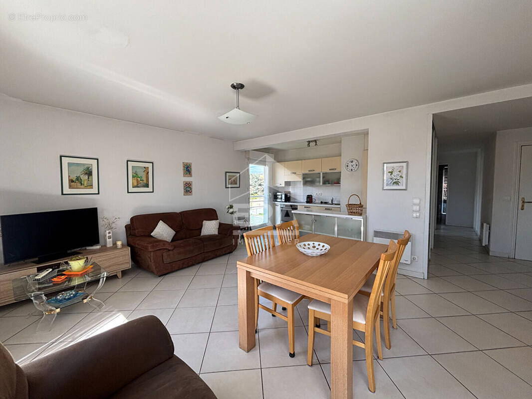Appartement à CAGNES-SUR-MER