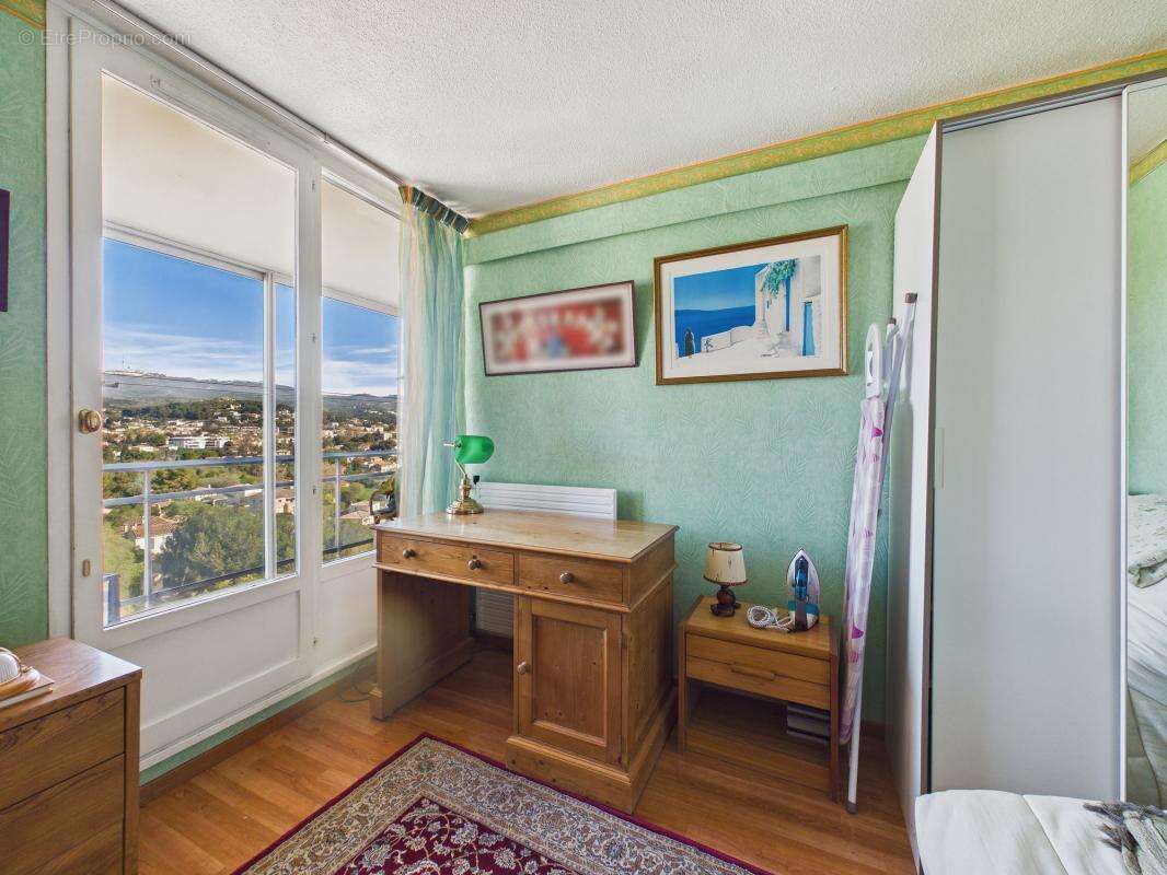 Appartement à MARSEILLE-13E