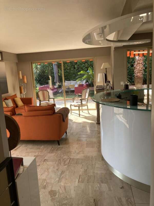 Maison 174 m² à Mandelieu-La-Napoule  - photo 3