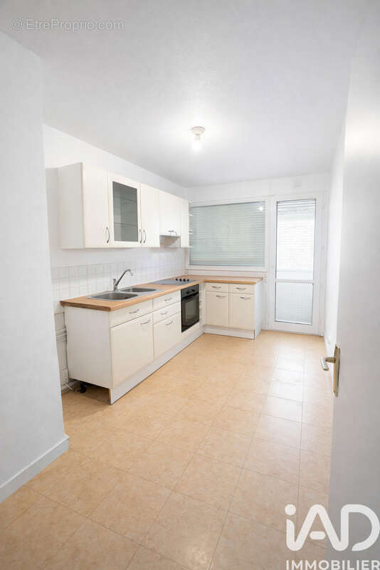 Photo 3 - Appartement à VILLIERS-LE-BEL