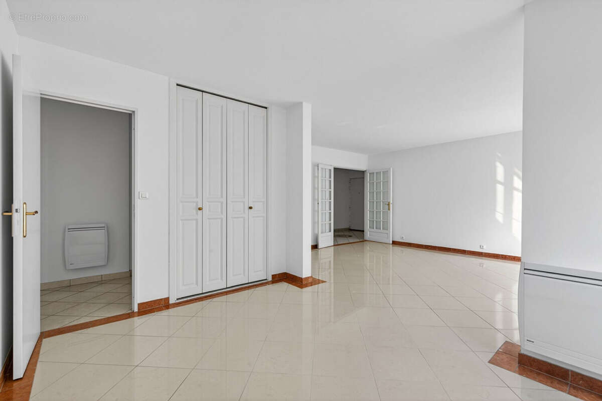 Appartement à PARIS-20E