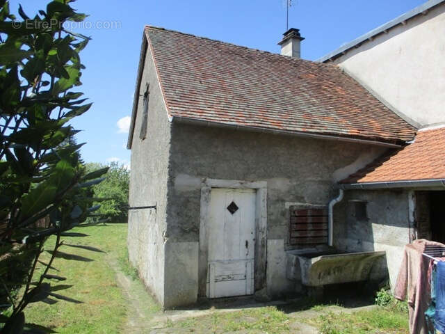 Maison à SAINT-YRIEIX-LA-PERCHE
