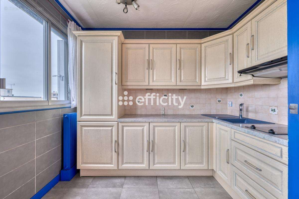 Appartement à LE BOURGET